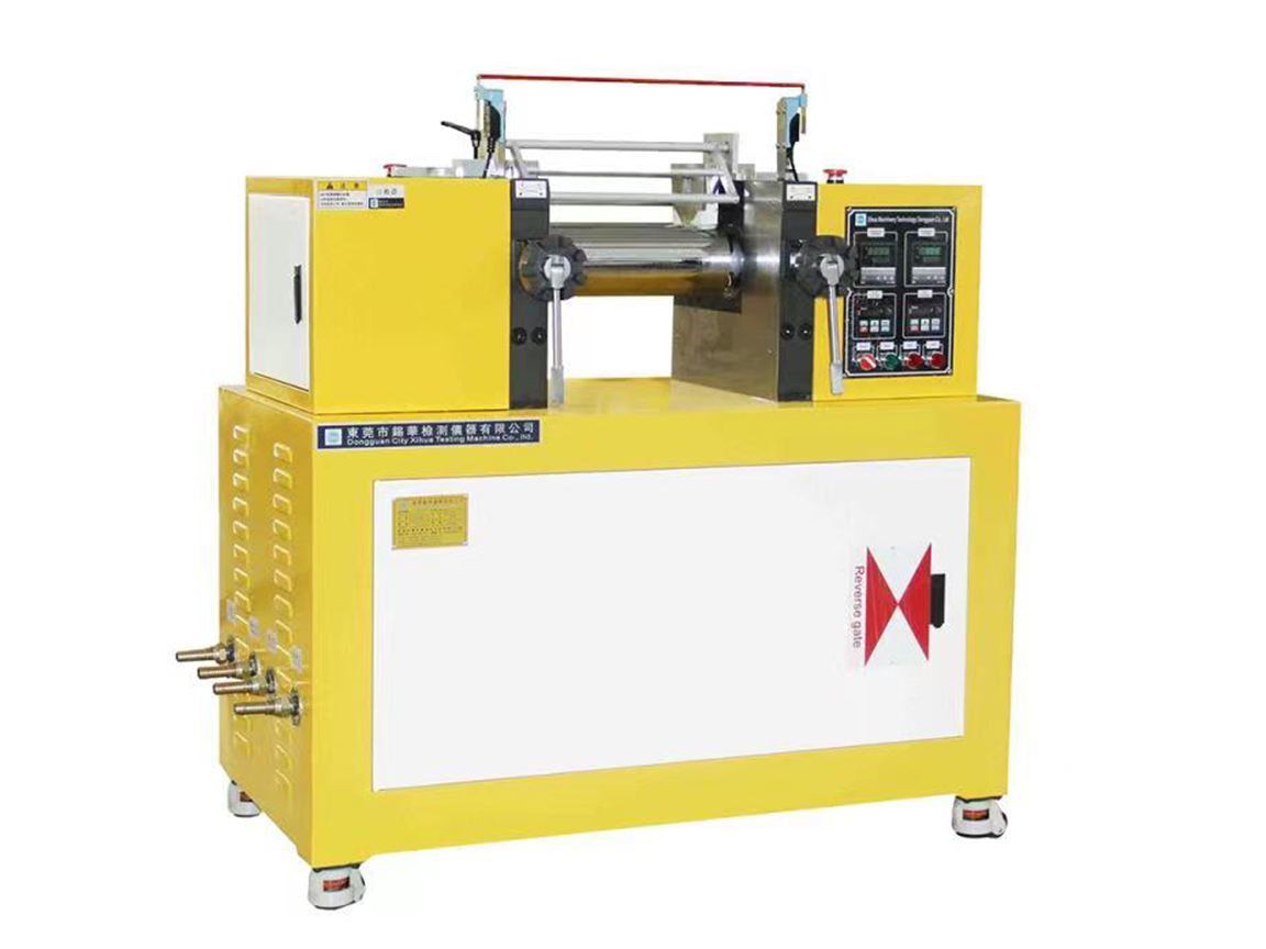 4寸電加熱雙調(diào)頻開煉機(jī)